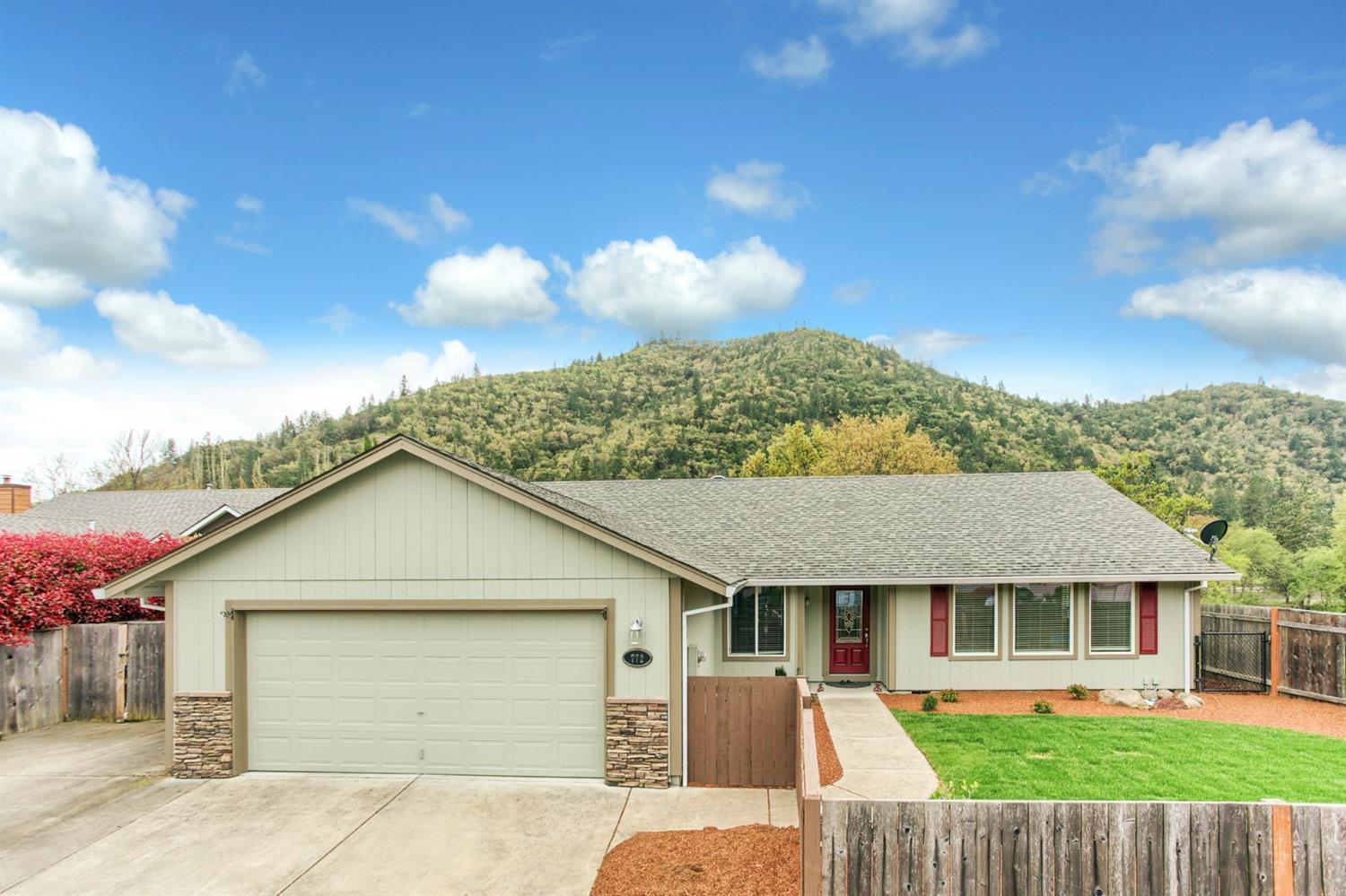 772 Riverside Avenue Gold Hill, OR 97525 - Photo 1 of 29 Primary Photo