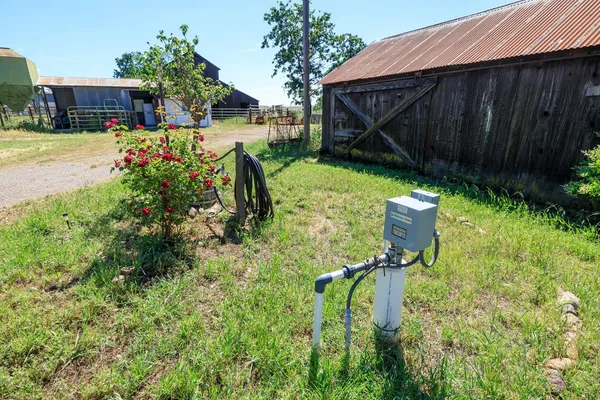 $2,100,000 | 30444 E Highway, Farmington, CA 95230