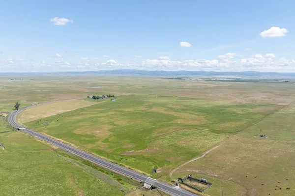 $2,100,000 | 30444 E Highway, Farmington, CA 95230