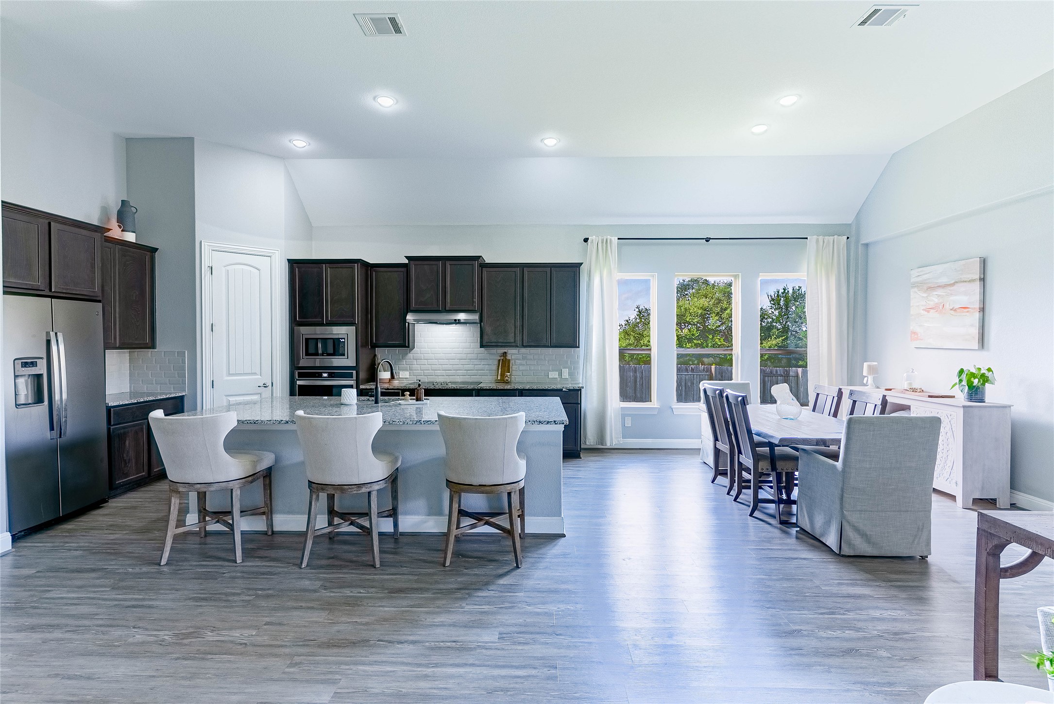 142 Rpd Spgs Cove Georgetown, TX 78628 - Photo 8 of 33