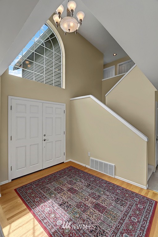 10116 Northeast 155th Street Bothell, WA 98011 - Photo 4 of 17 Gallery Image 4