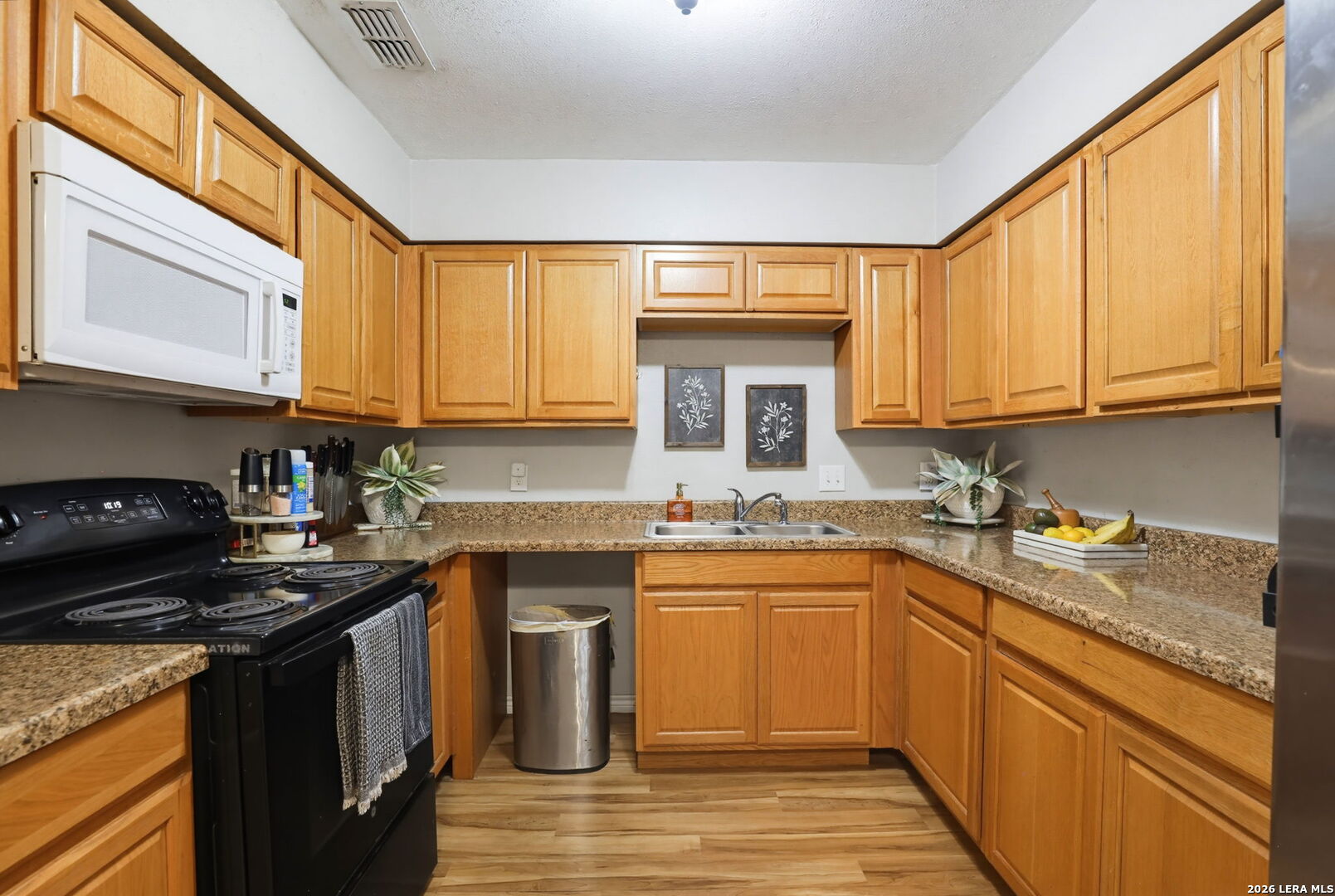 1502 Eichen Road New Braunfels, TX 78130 - Photo 17 of 27