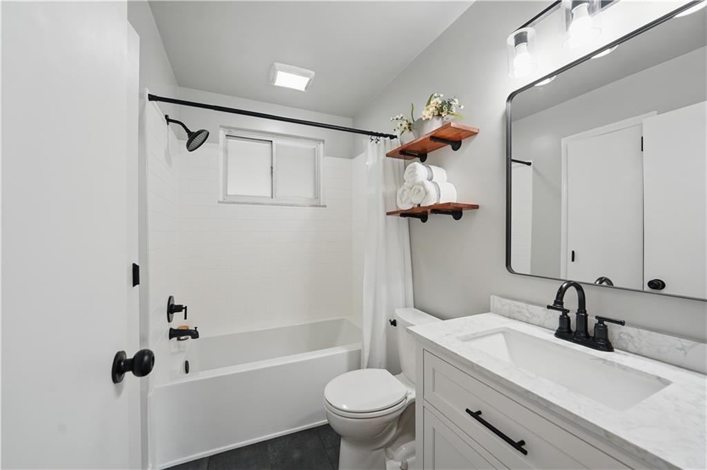 9440 Peebles Road Allison Park, PA 15101 - Photo 13 of 43 main level bath