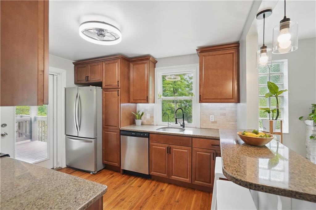 9440 Peebles Road Allison Park, PA 15101 - Photo 4 of 43