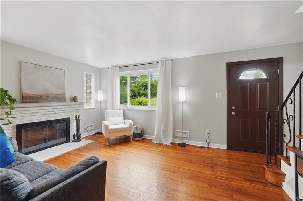 9440 Peebles Road Allison Park, PA 15101 - Photo 10 of 43