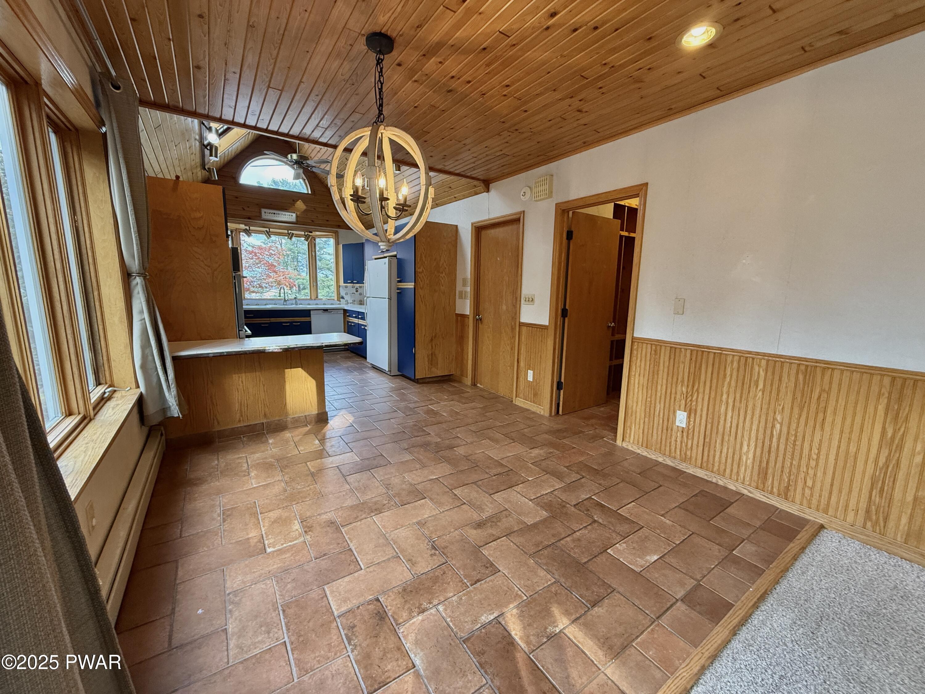 526 Highway 507 Paupack, PA 18451 - Photo 21 of 76
