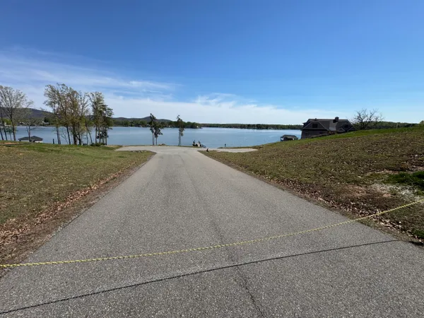 $139,900 | Lot 43 Congressional Way Union, Union Hall, VA 24176