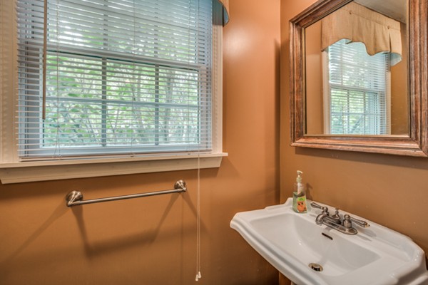 80 Bow Ridge Road Lynn, MA 01904 - Photo 16 of 30