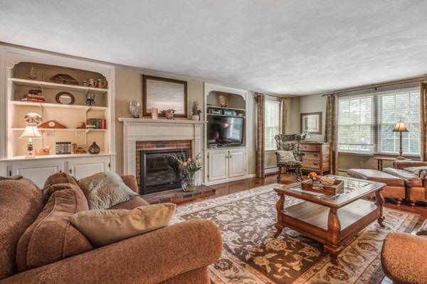 80 Bow Ridge Road Lynn, MA 01904 - Photo 7 of 30