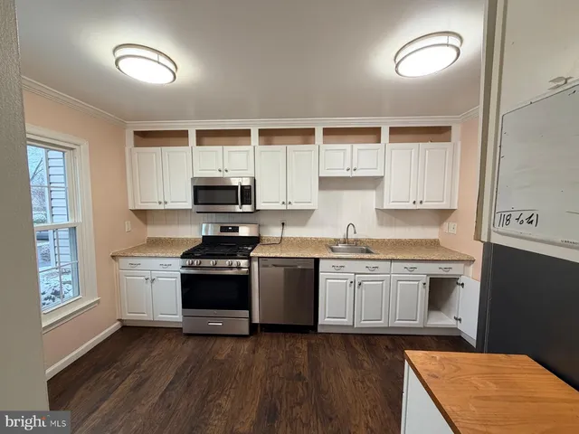 $2,800 | 9504 Covington Place, Manassas, VA 20109