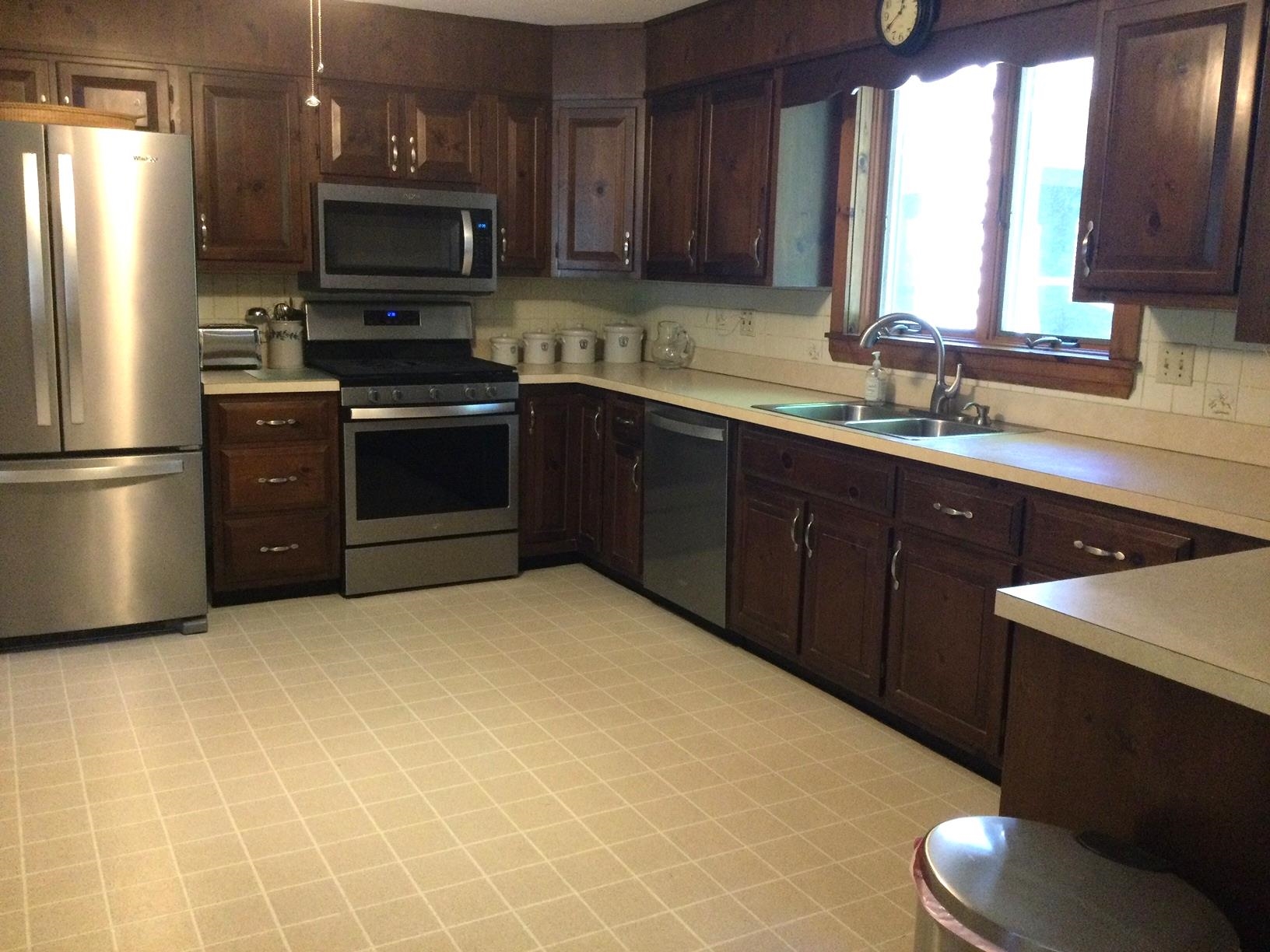 6 Carriage Drive Exeter, NH 03833 - Photo 3 of 40