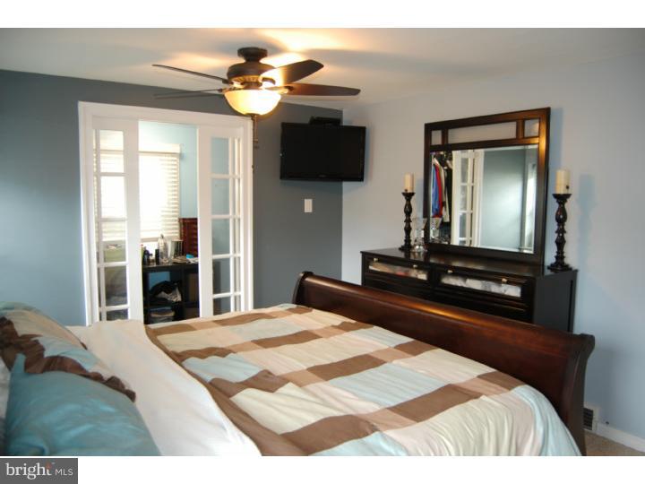 38 Wayfield Road Springfield, PA 19064 - Photo 17 of 25 Bedroom - Main