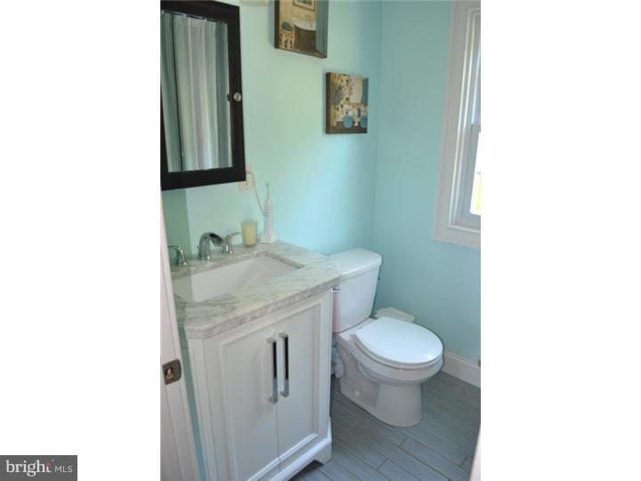 38 Wayfield Road Springfield, PA 19064 - Photo 21 of 25 Bathroom