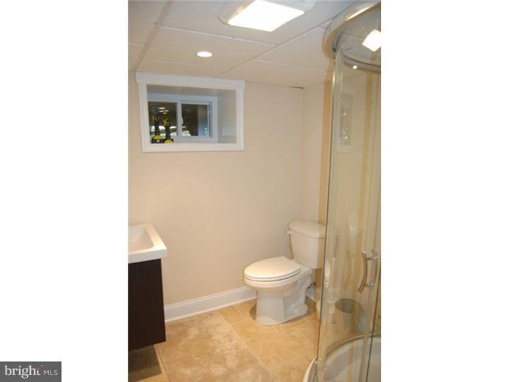 38 Wayfield Road Springfield, PA 19064 - Photo 23 of 25 Bathroom