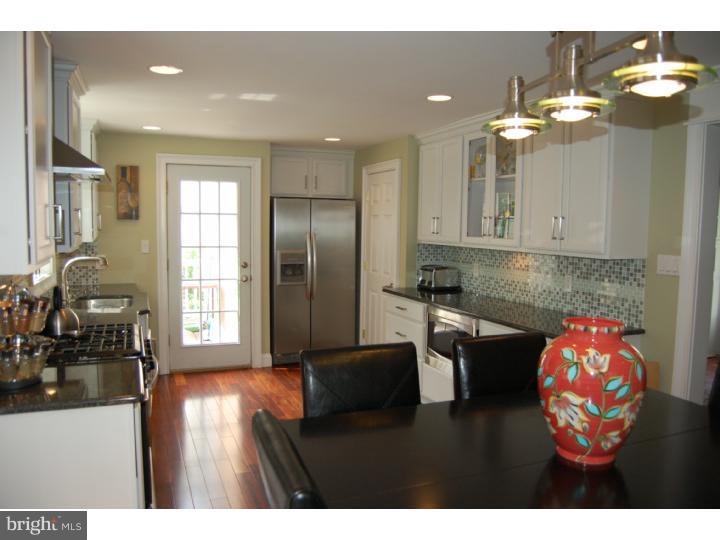 38 Wayfield Road Springfield, PA 19064 - Photo 9 of 25 Kitchen
