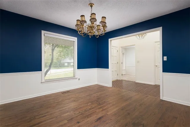 $399,000 | 509 Northwest 41st Street, Kansas City, MO 64116