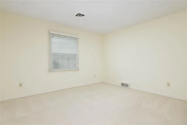 $399,000 | 509 Northwest 41st Street, Kansas City, MO 64116