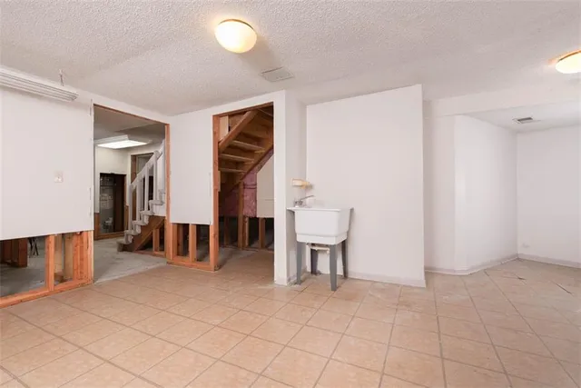 $399,000 | 509 Northwest 41st Street, Kansas City, MO 64116