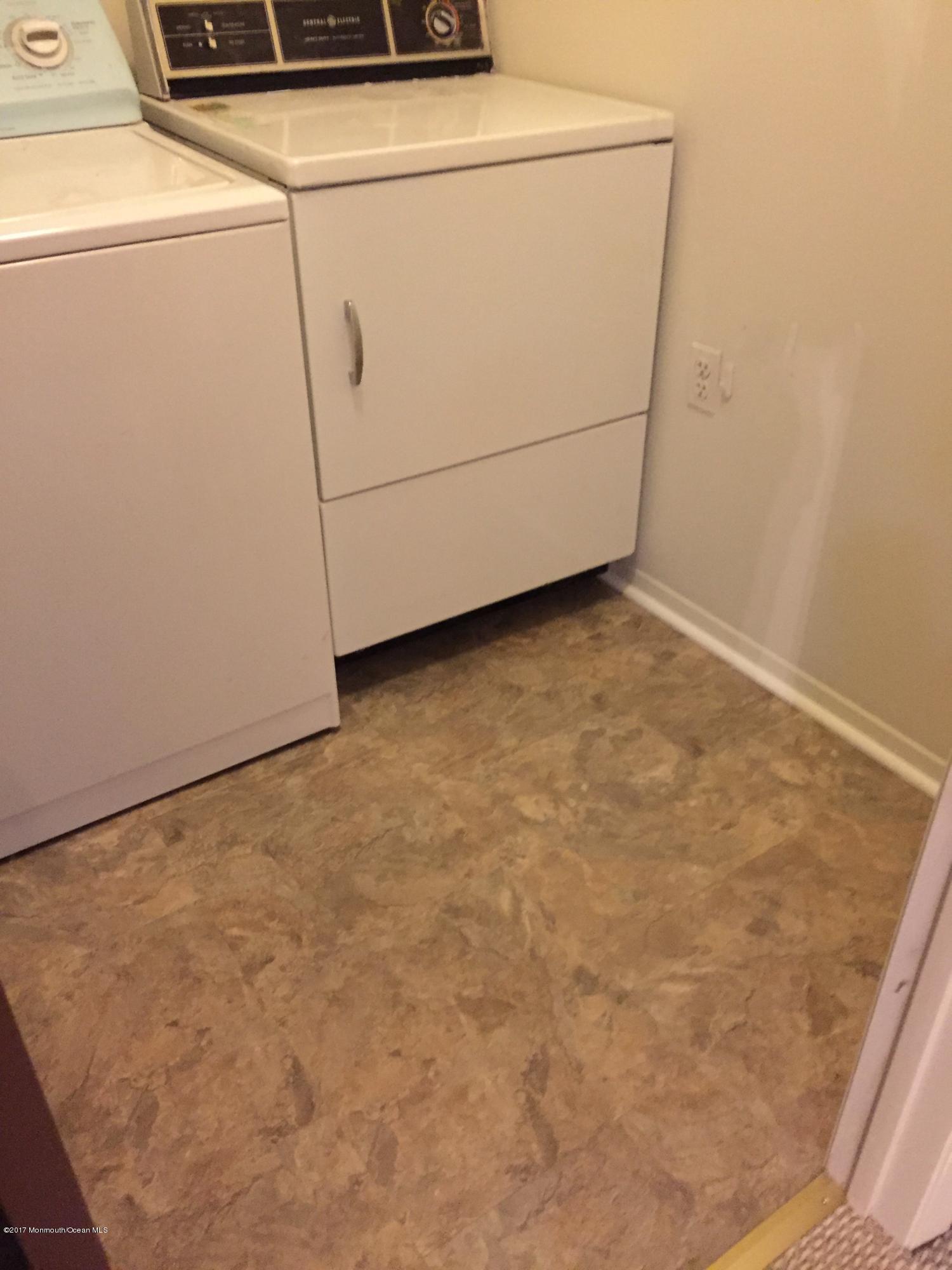 1 Medford Road Whiting, NJ 08759 - Photo 7 of 17 IMG_8289