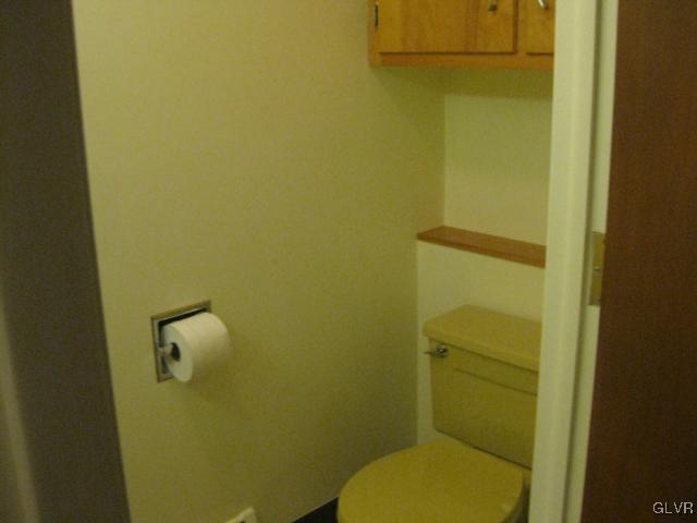 4607 Gary Road Orefield, PA 18069 - Photo 15 of 30 Gallery Image 15