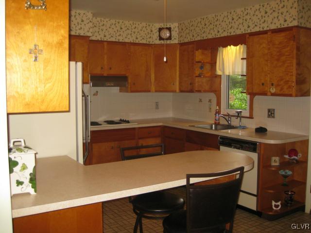 4607 Gary Road Orefield, PA 18069 - Photo 7 of 30 Gallery Image 7