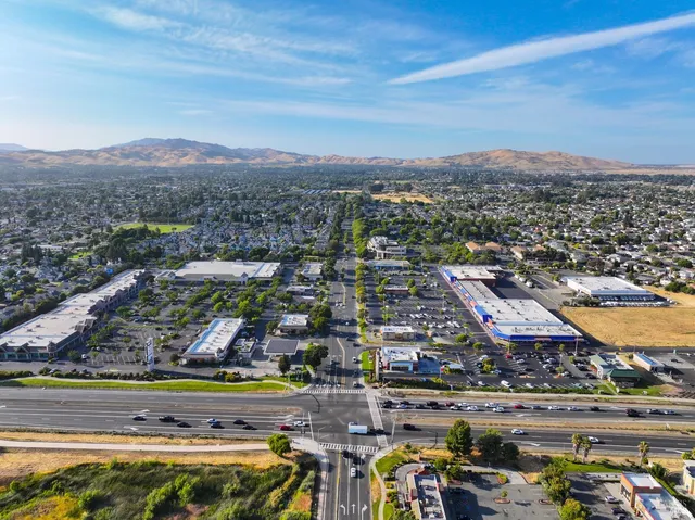 $505,000 | 906 Trumpeter Court, Suisun City, CA 94585