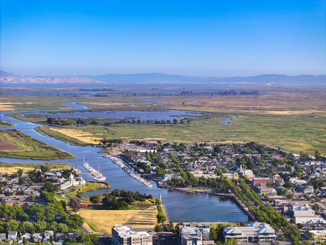 $505,000 | 906 Trumpeter Court, Suisun City, CA 94585