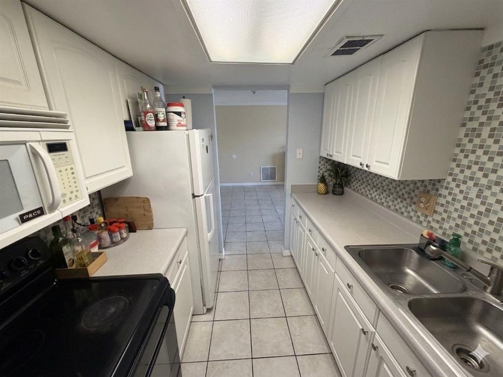 954 Lake Destiny Road, Unit G Altamonte Springs, FL 32714 - Photo 7 of 15 Gallery Image 7