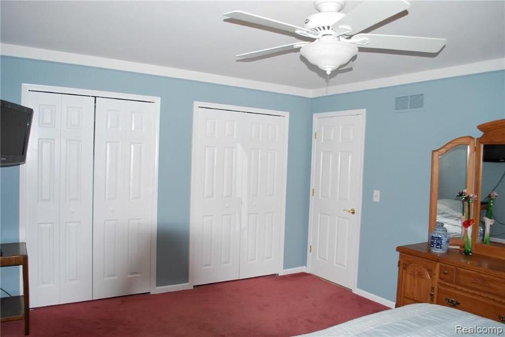 285 Slade Court Rochester Hills, MI 48307 - Photo 16 of 35