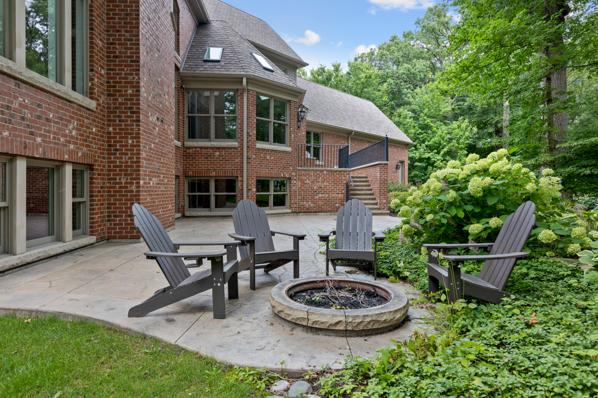 2-s291 Nelson Lake Road Batavia, IL 60510 - Photo 45 of 57 a house view with a seating space and garden