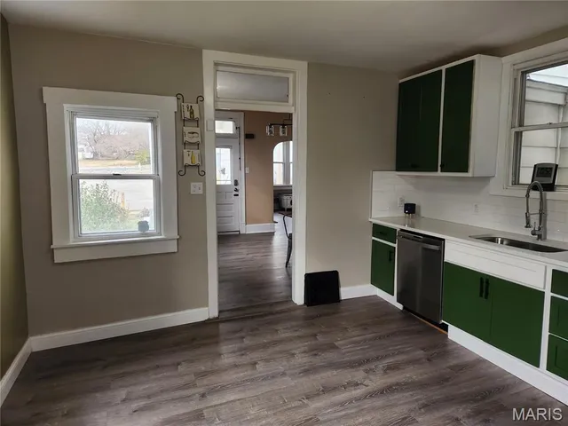 $139,900 | 28 South 14th Street, Belleville, IL 62220