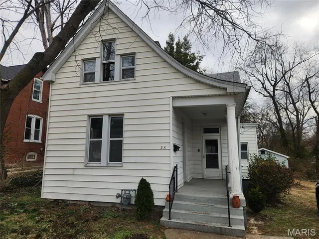 $139,900 | 28 South 14th Street, Belleville, IL 62220