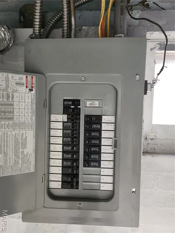 $139,900 | 28 South 14th Street, Belleville, IL 62220