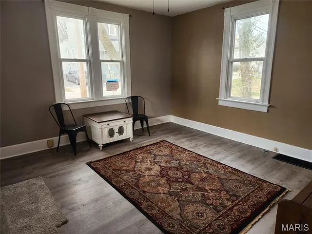 $139,900 | 28 South 14th Street, Belleville, IL 62220