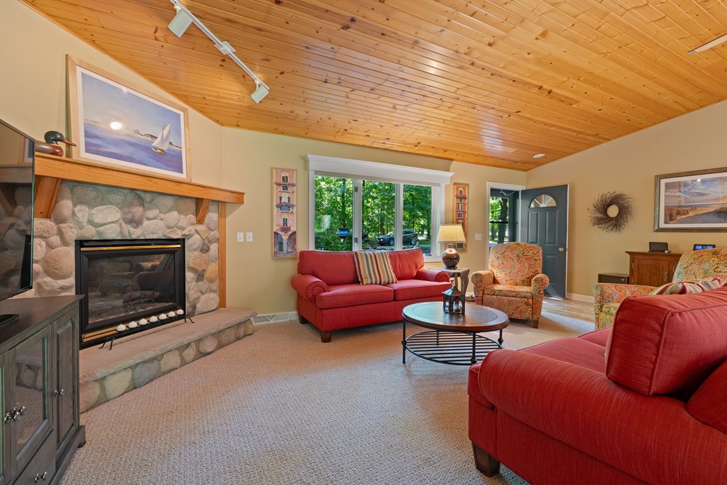 7635 Point Beach Road Egg Harbor, WI 54209 - Photo 18 of 48 Gallery Image 18