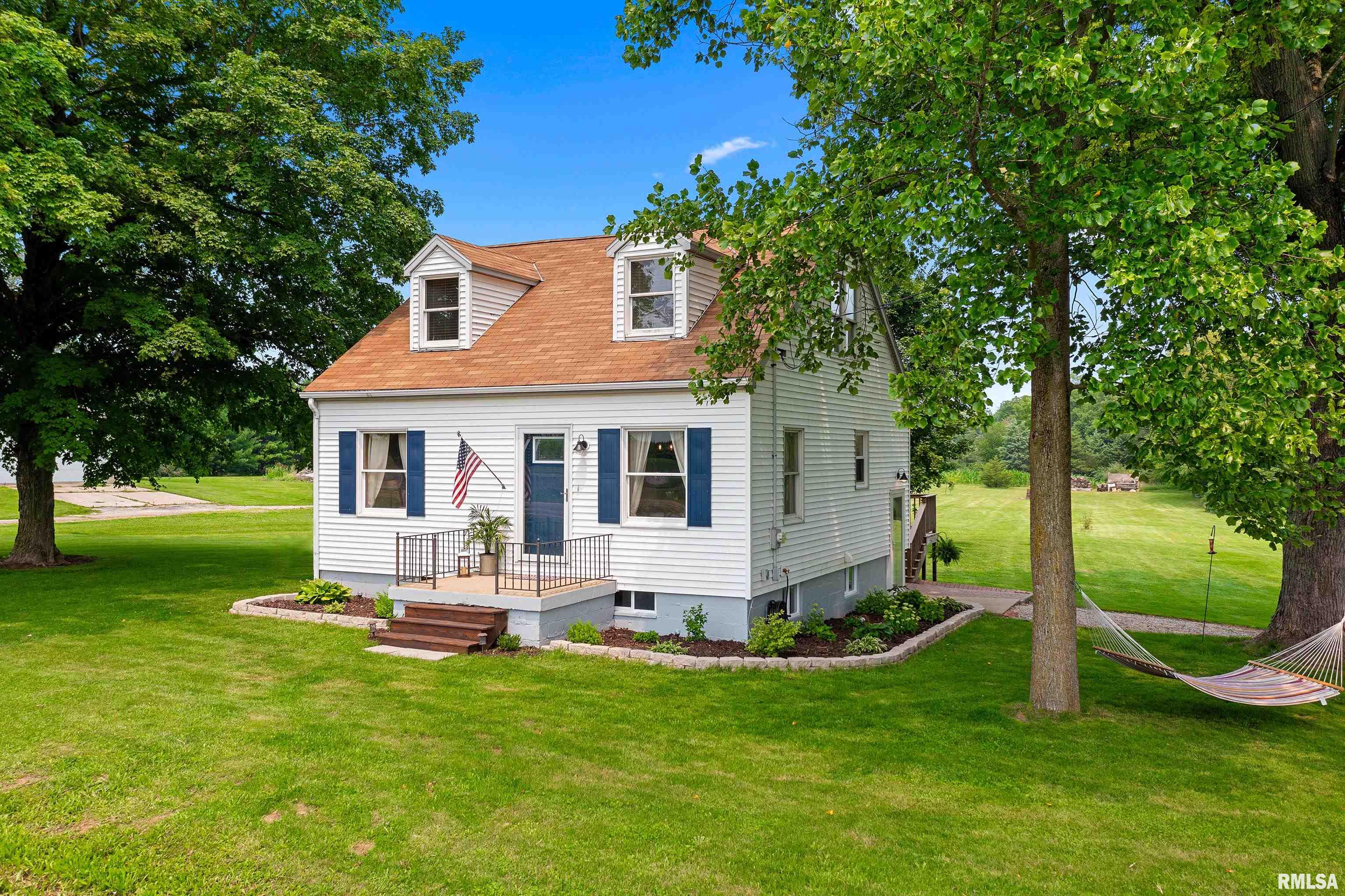 896 Banta Road Lowpoint, IL 61545 - Photo 1 of 47
