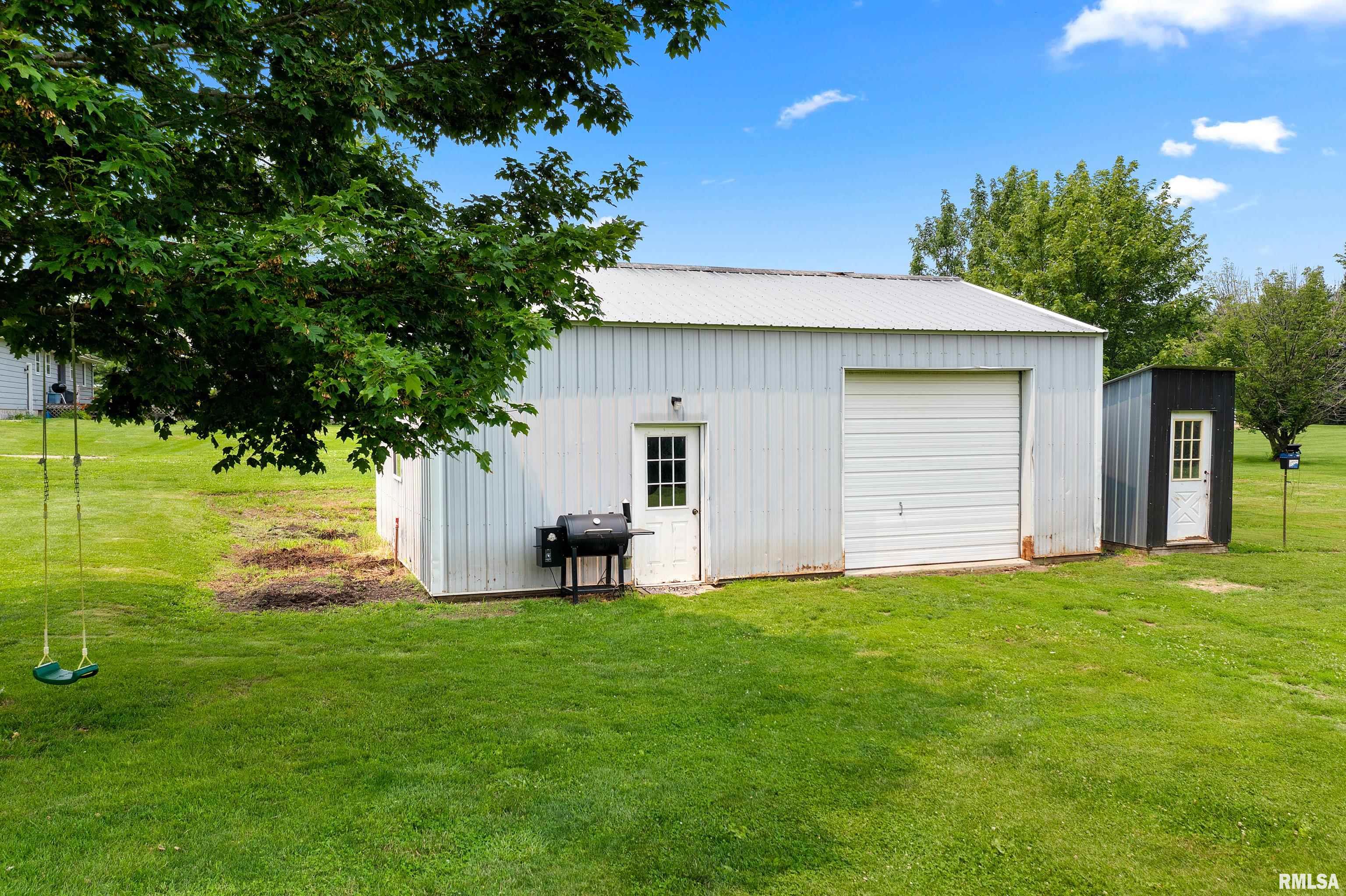 896 Banta Road Lowpoint, IL 61545 - Photo 42 of 47