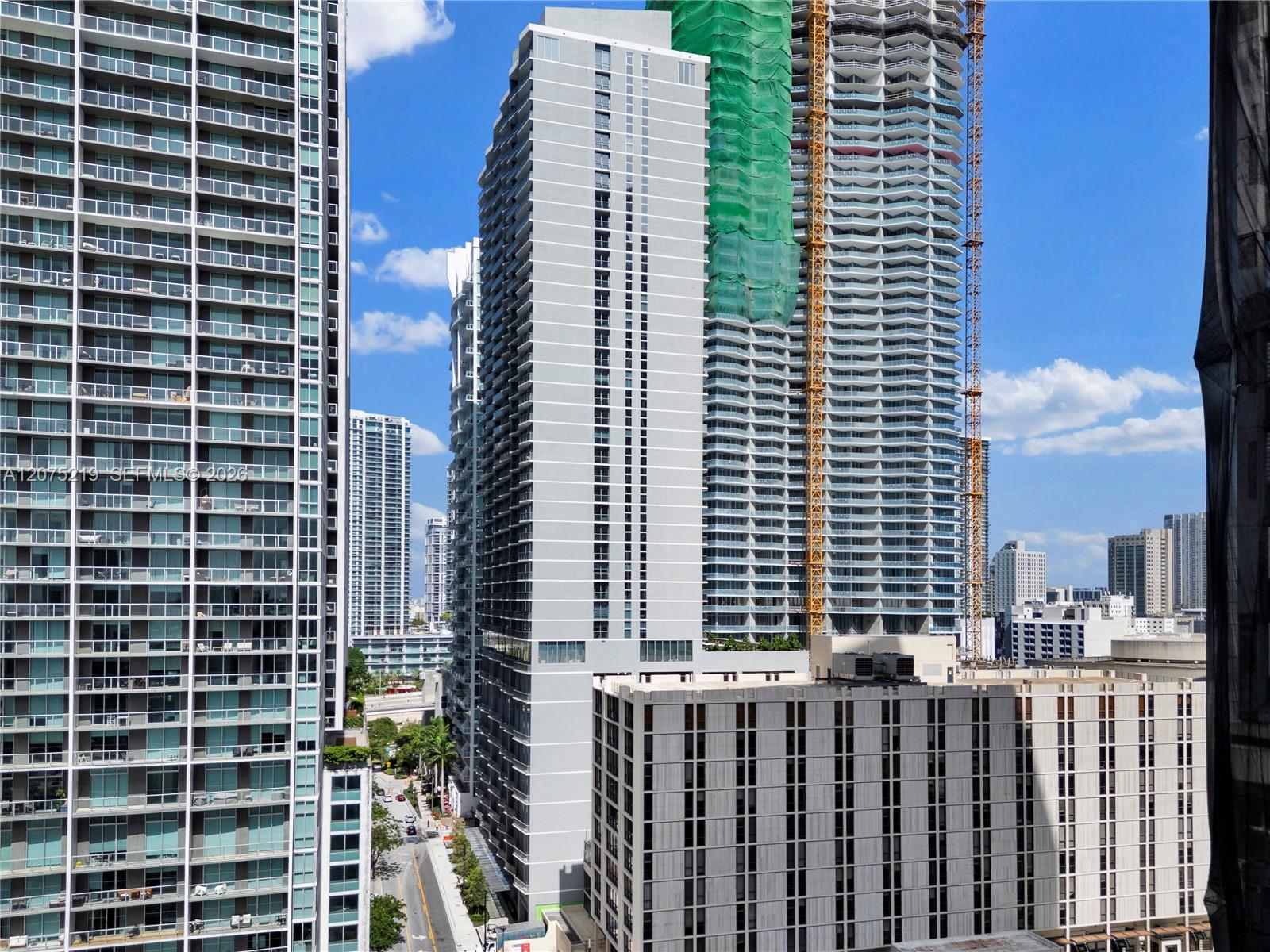 77 Southeast 5th, Unit 2115 Miami, FL 33131 - Photo 26 of 38 Gallery Image 26
