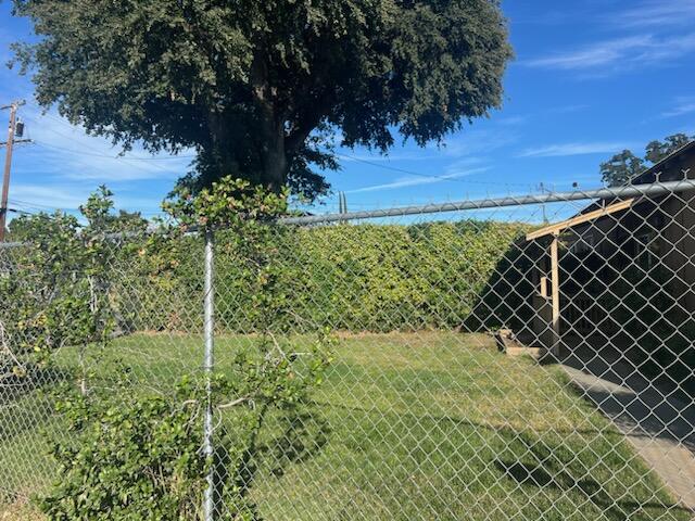 735 Reeds Avenue Red Bluff, CA 96080 - Photo 20 of 39 IMG_1818