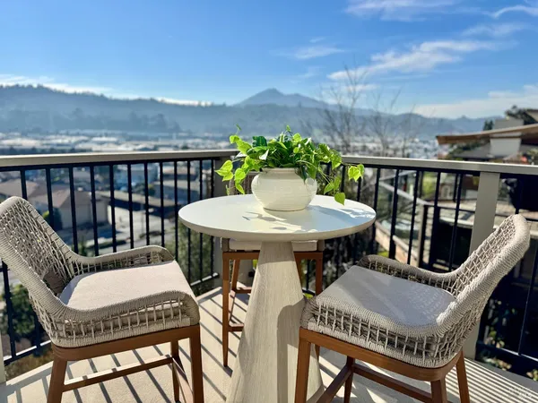 $1,620,000 | 60 Marina Ct Drive, San Rafael, CA 94901