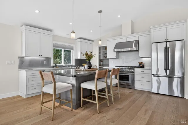 $1,699,999 | 60 Marina Ct Drive, San Rafael, CA 94901