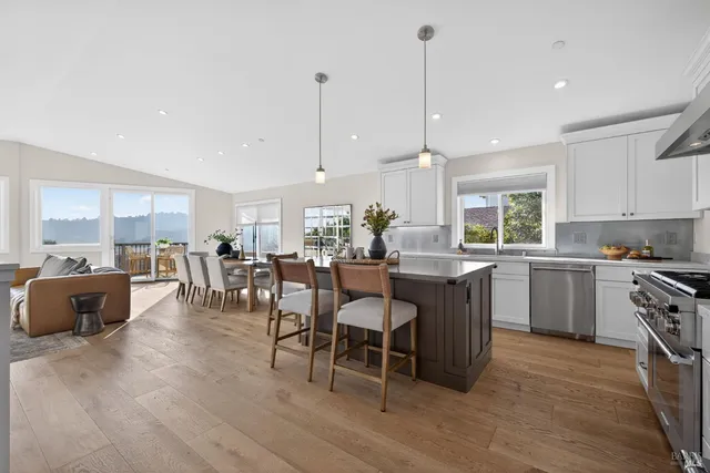 $1,699,999 | 60 Marina Ct Drive, San Rafael, CA 94901