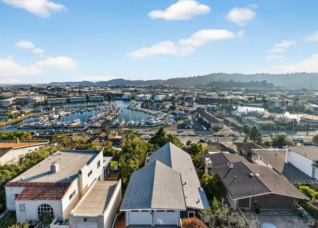 $1,699,999 | 60 Marina Ct Drive, San Rafael, CA 94901