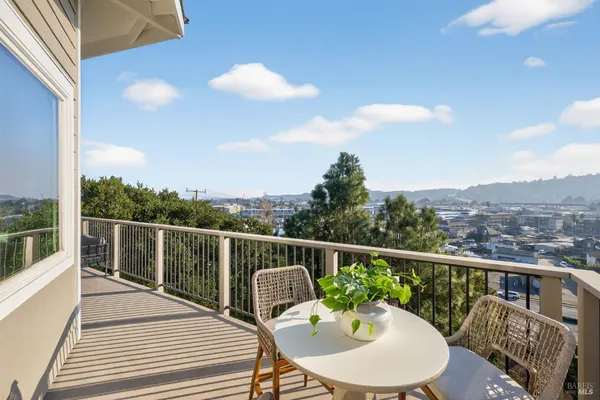 $1,650,000 | 60 Marina Ct Drive, San Rafael, CA 94901