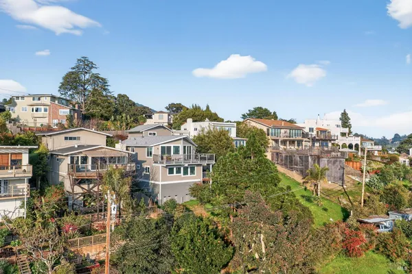 $1,650,000 | 60 Marina Ct Drive, San Rafael, CA 94901