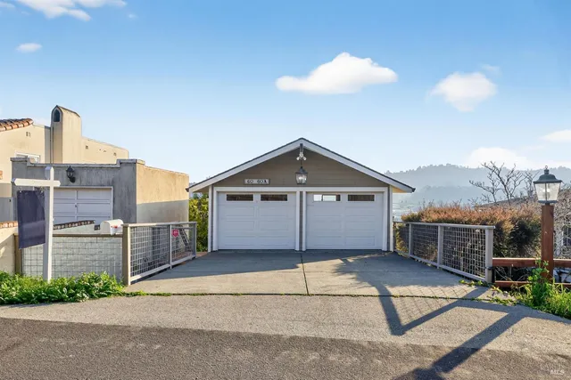 $1,699,999 | 60 Marina Ct Drive, San Rafael, CA 94901