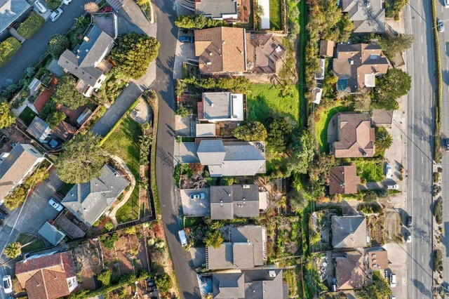 $1,699,999 | 60 Marina Ct Drive, San Rafael, CA 94901