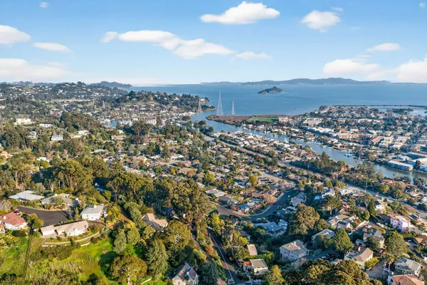 $1,650,000 | 60 Marina Ct Drive, San Rafael, CA 94901