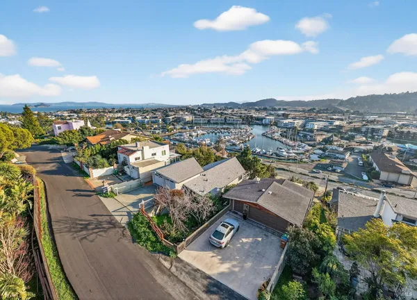 $1,650,000 | 60 Marina Ct Drive, San Rafael, CA 94901