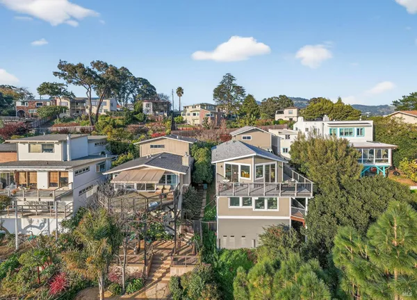 $1,650,000 | 60 Marina Ct Drive, San Rafael, CA 94901